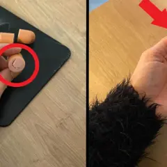 Jak podać psu tabletkę? Pokrojona parówka z wgłębieniem na lek i strzykawka bez igły.